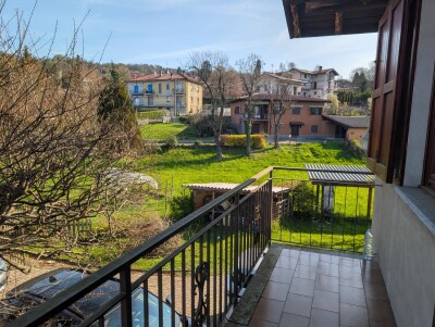 CUNARDO, CONTESTO BIFAMILIARE CON GIARDINO-5
