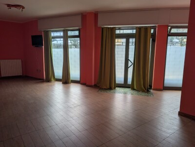 VARESE, VIALE BORRI, MONOLOCALE CON BOX-7