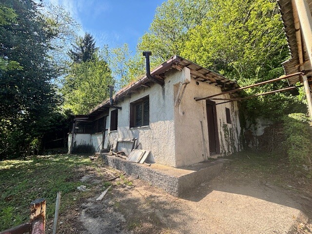 VILLA SINGOLA CON DEPANDANCE-8