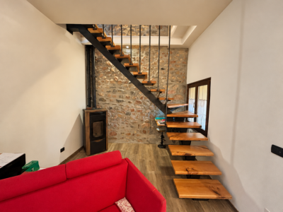 CUASSO AL MONTE, PORZIONE DI CASA RISTRUTTURATA-9