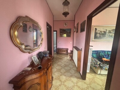 BISUSCHIO, VILLETTA UNIFAMILIARE