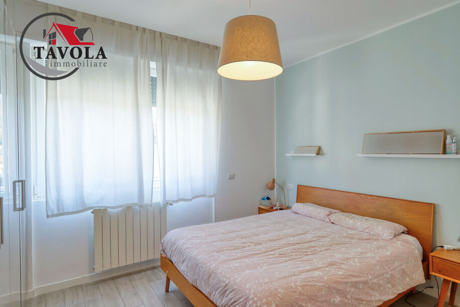BISUSCHIO, TRILOCALE CON ACCESSORI-9