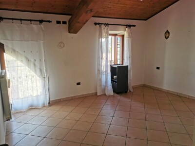 CUASSO AL MONTE, TERRATETTO-9