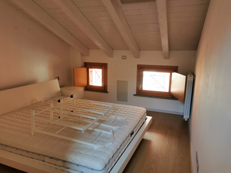 VIGGIU', BARAGGIA, BILOCALE MANSARDATO-9