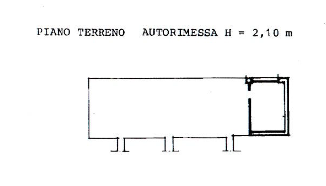 PORZIONE DI CASA LIBERA SU TRE LATI CON GIARDINO-29